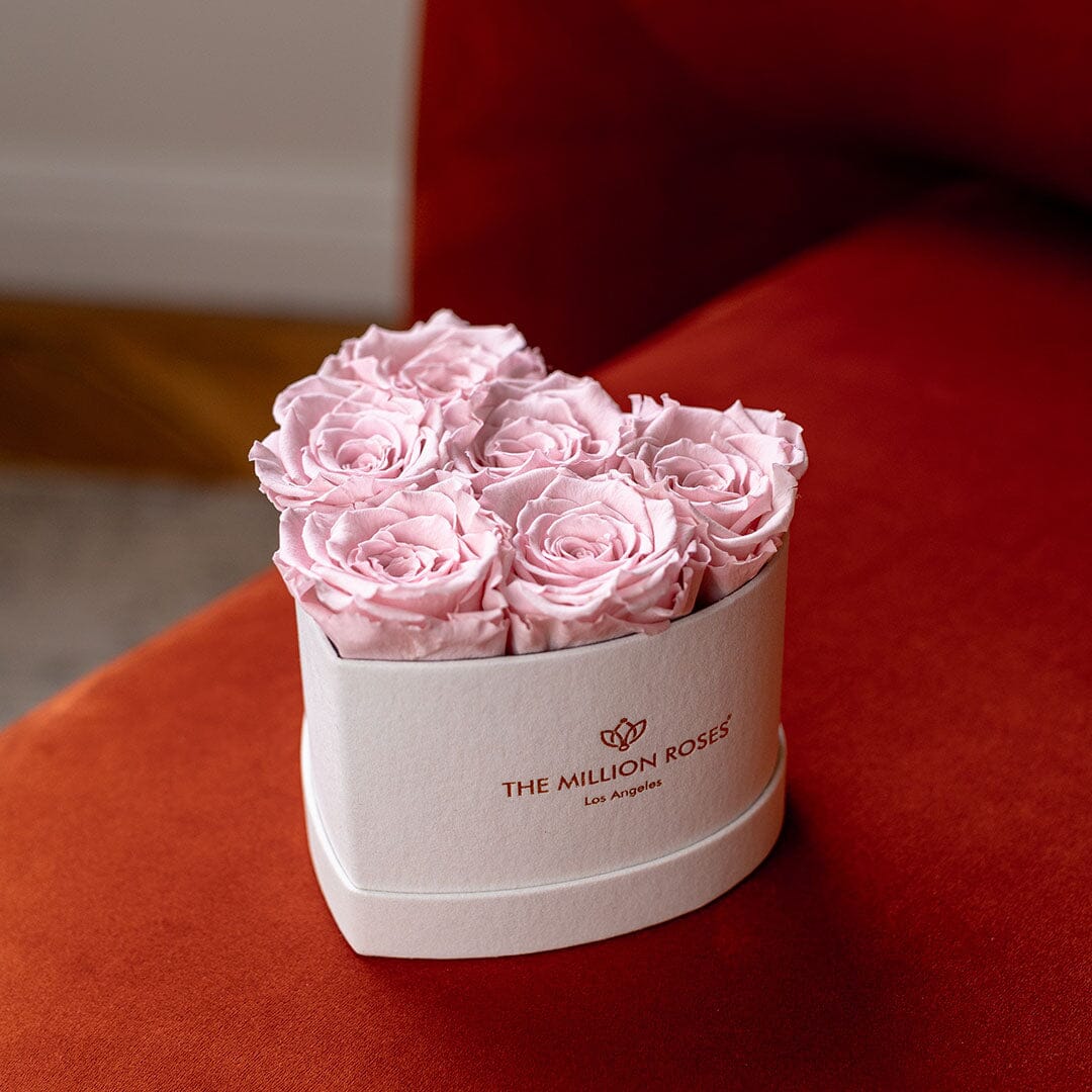 Baby Heart Beige Box | Light Pink Roses